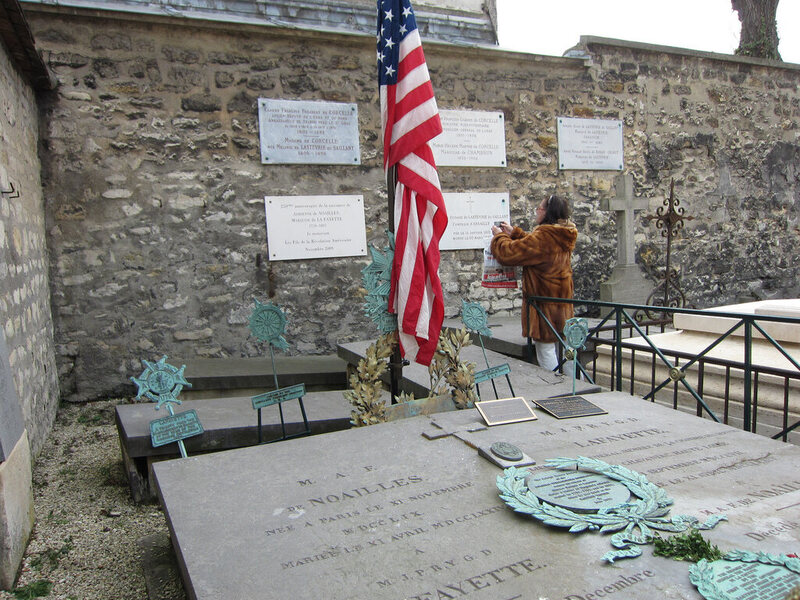 Grave of the Marquis de Lafayette in the Cimetière de Picpus 