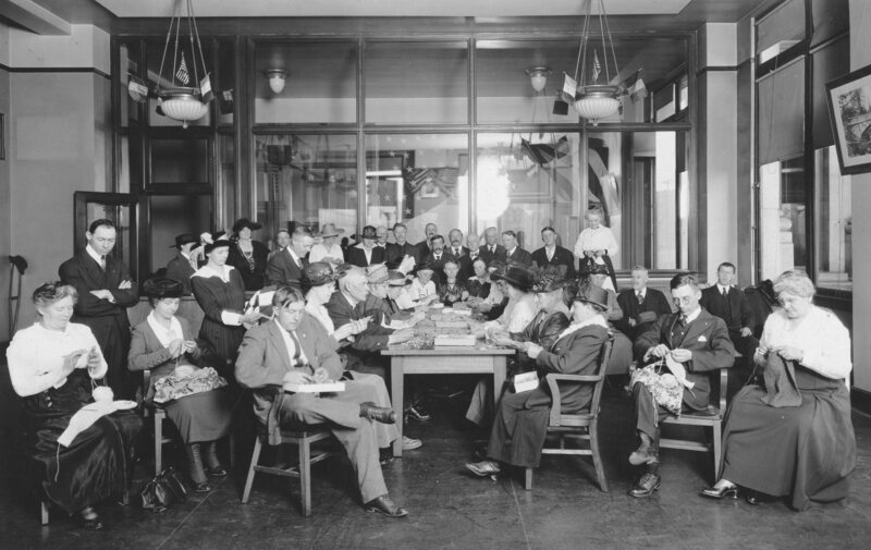 An American Red Cross knitting class during World War One. 