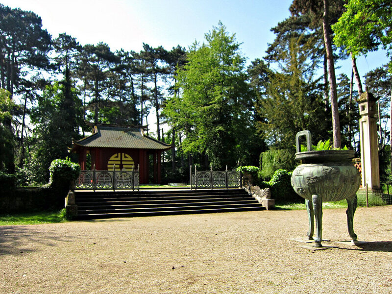 Jardin d'Agronomie Tropicale human zoo ruins in Paris