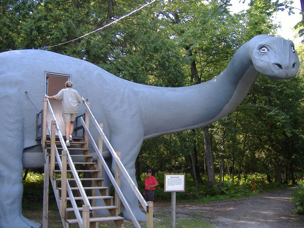 Dinosaur Gardens - Sanborn Township, Michigan | Atlas Obscura