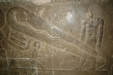 Right part of the relief (Wikimedia Commons)