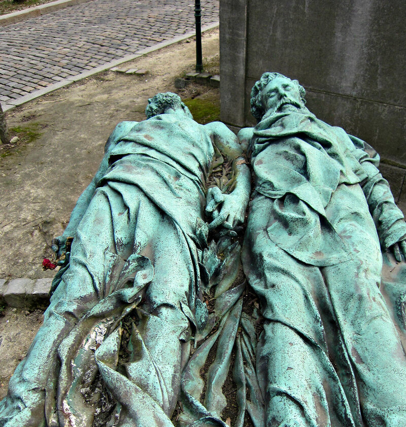 Balloonists Joseph Croce-Spinelli and Théodore Sivel in Pere Lachaise