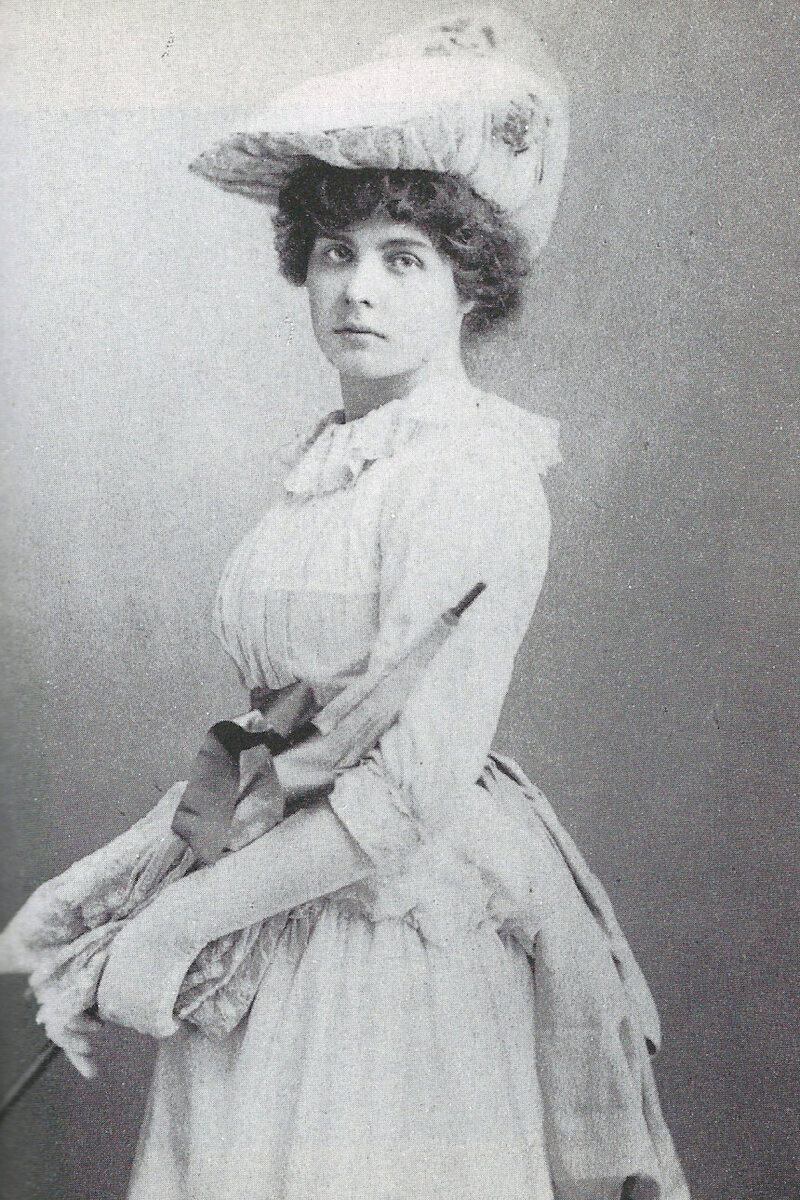 Constance Wilde, pictured in 1887 amid the height of her involvement with the Rational Dress Society.