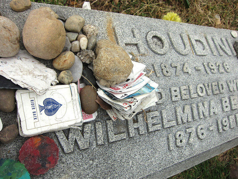 Houdini's Grave in Queens