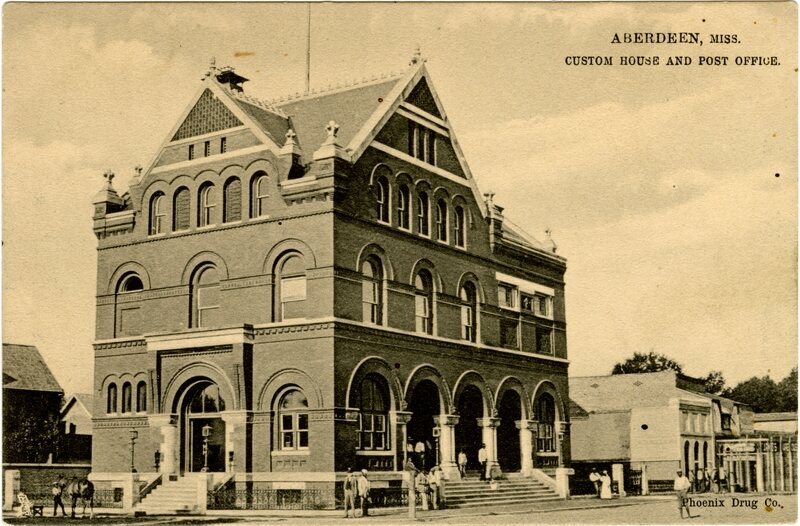 An early 20th-century postcard of the Post Office of Aberdeen, Mississippi, the small town where Gregory grew up.