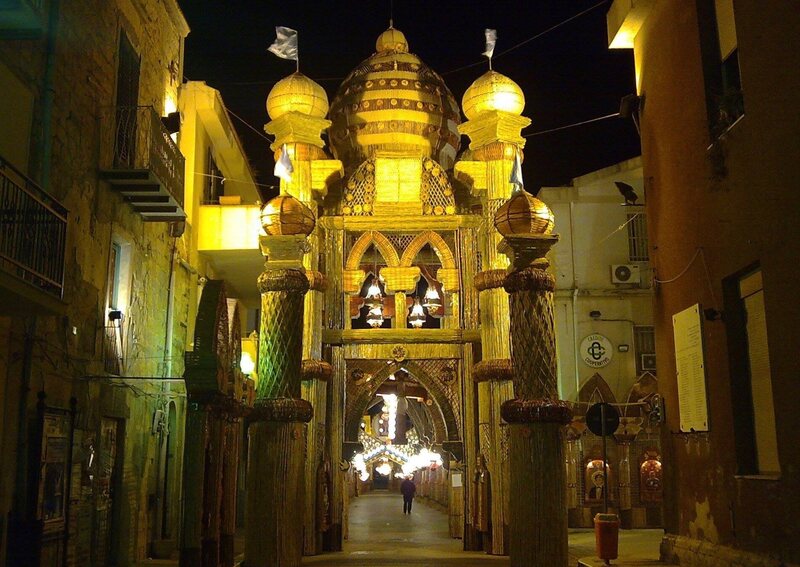 The bread arches at night.