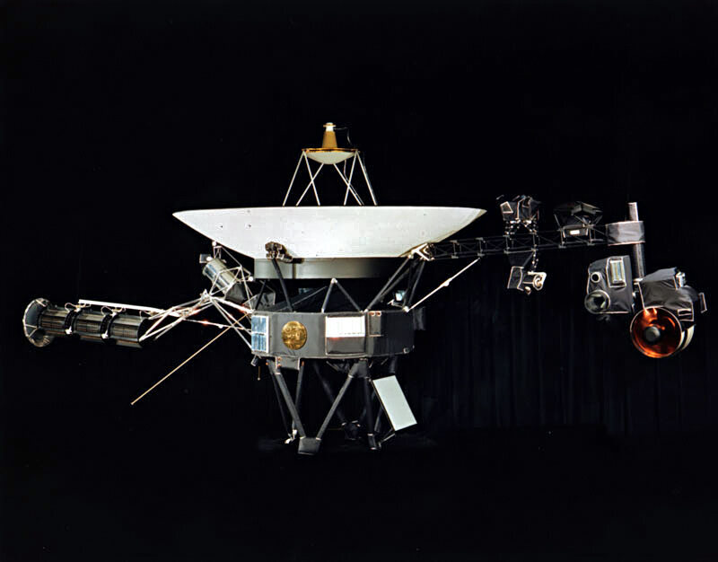 A Voyager probe, with the Golden Record attached. 