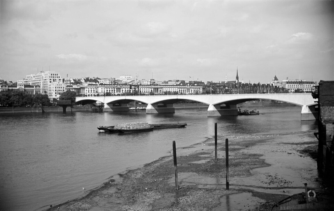 Waterloo Bridge, c. 1950s.