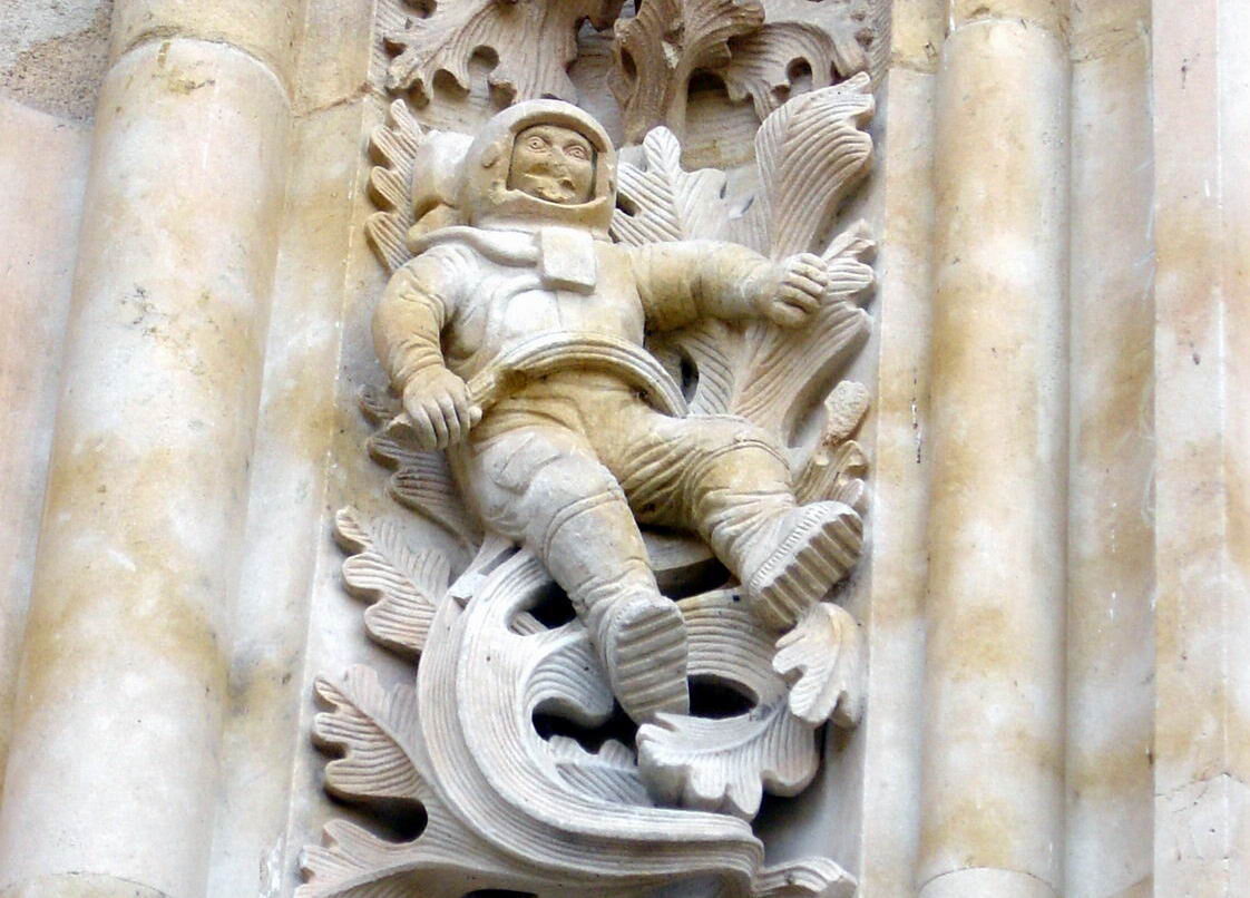 The Astronaut at Catedral de Salamanca. 