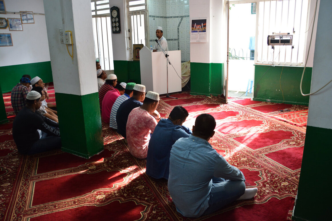 A Bangladeshi mosque in a rented apartment in Omonoia.