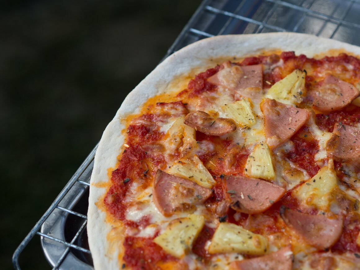 Pineapple on pizza. Thoughts?