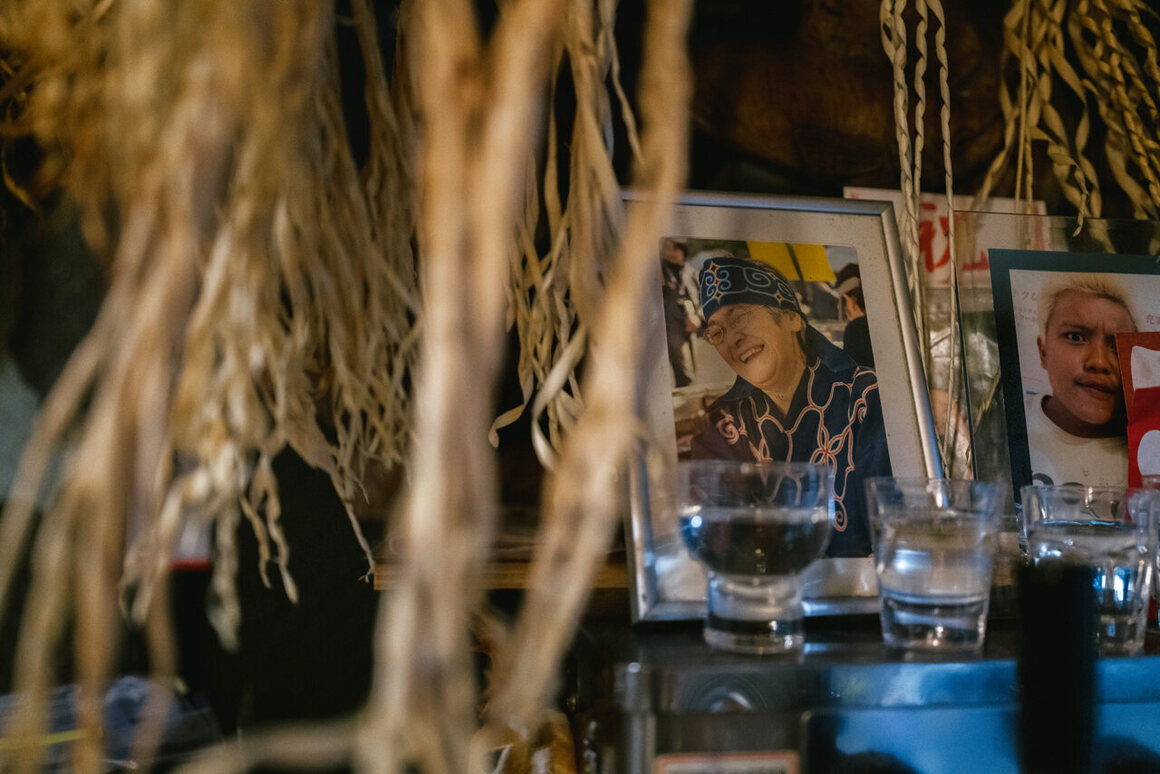 The photo is of Teruyo Usa’s mother wearing Ainu robes. Teruyo and her mother opened the restaurant together, but her mother passed away a month after it was inaugurated.