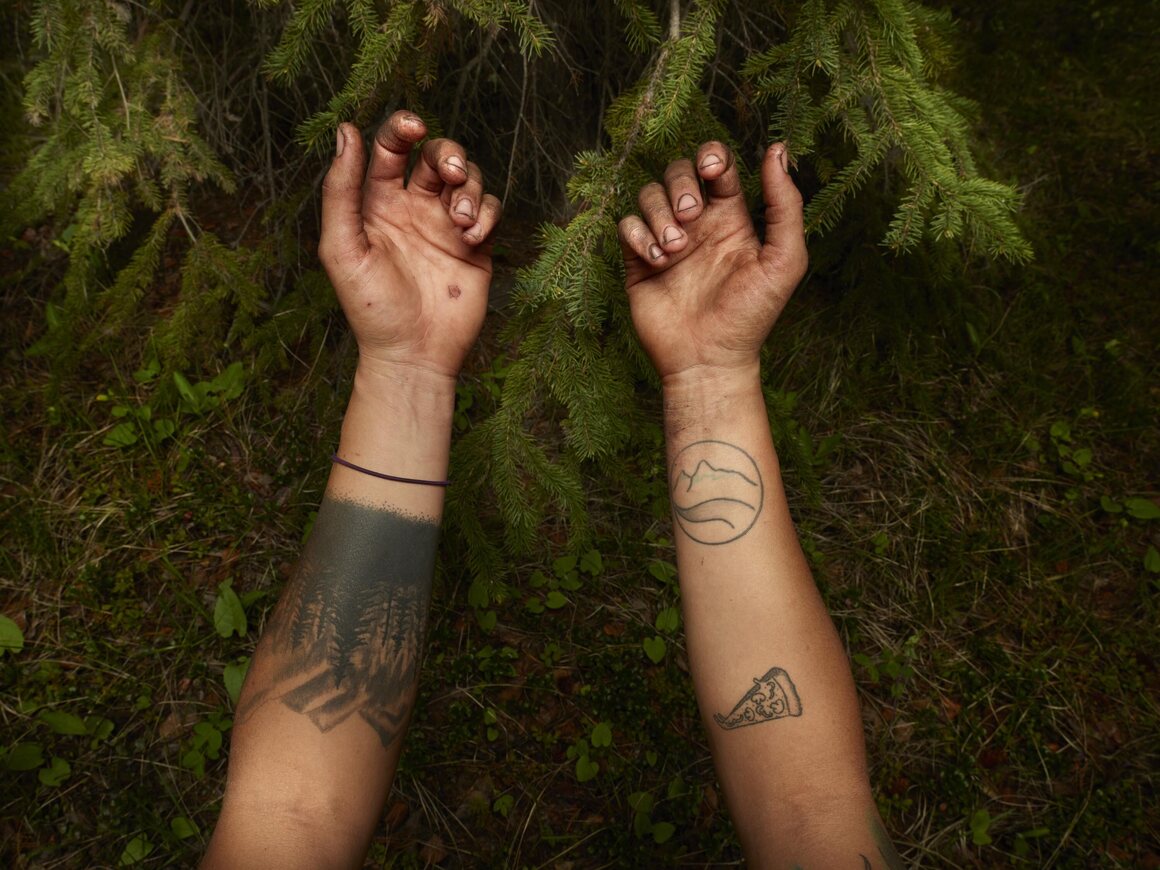 <em>Kate Lightstone's Hands</em>, 2019.