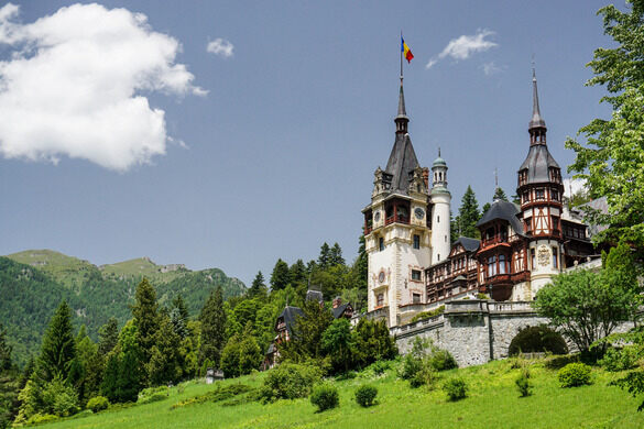 Peleș Castle – Sinaia, Romania - Atlas Obscura