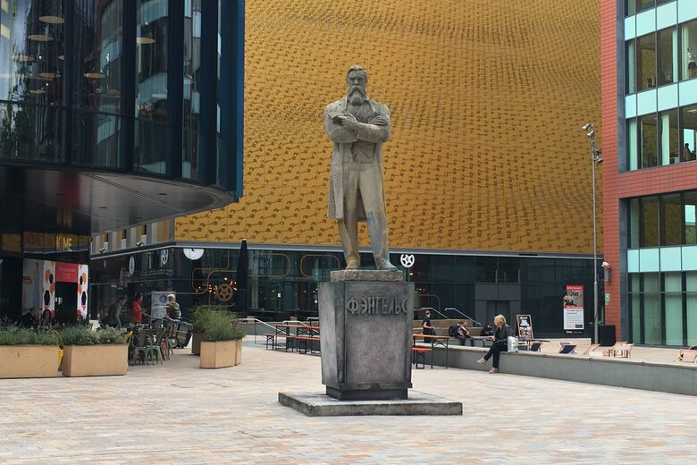 Soviet Engels Statue – Manchester, England - Atlas Obscura