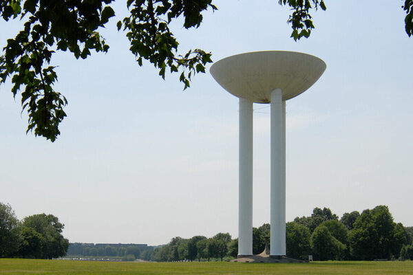 Picture - Bell Laboratories Transistor Water Tower in Holmdel, New Jersey