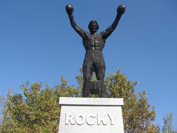 statue de rocky jordan