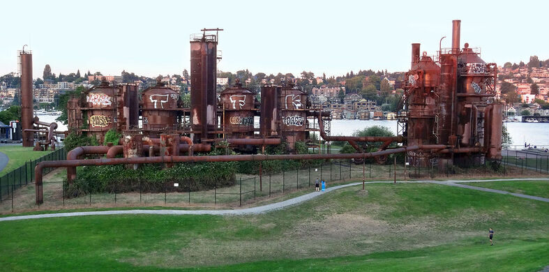 1200px-Seattle_Gas_Works_Park_old_gas_plant2013%20(1).jpg