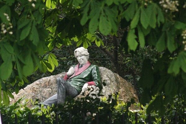 12 Unusual Statues In Ireland Atlas, Bronze Garden Statues Ireland