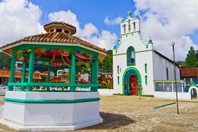 Image result for TEMPLO de SAN JUAN, San Juan Chamula