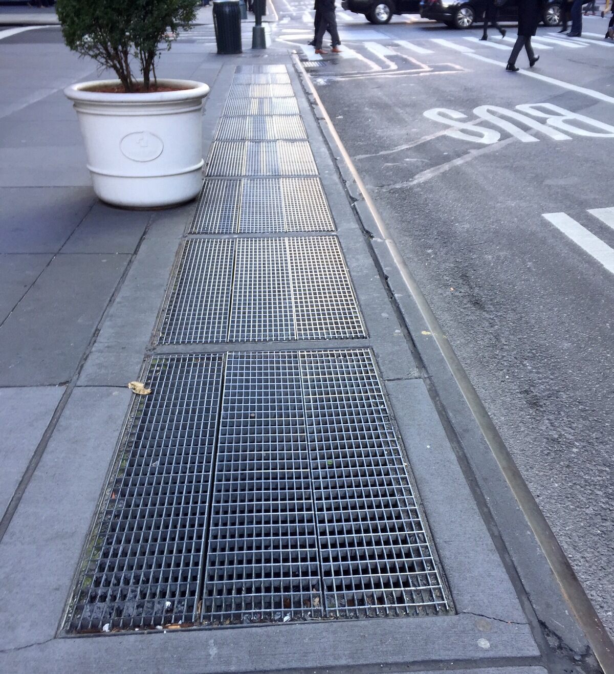 marilyn monroe street grate