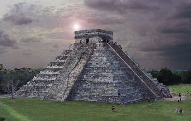 Chichen Itza Bird Clap Pyramid Chicha2