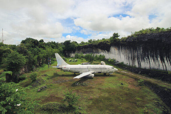  Bali s Abandoned Plane Kuta Selatan Indonesia Atlas 