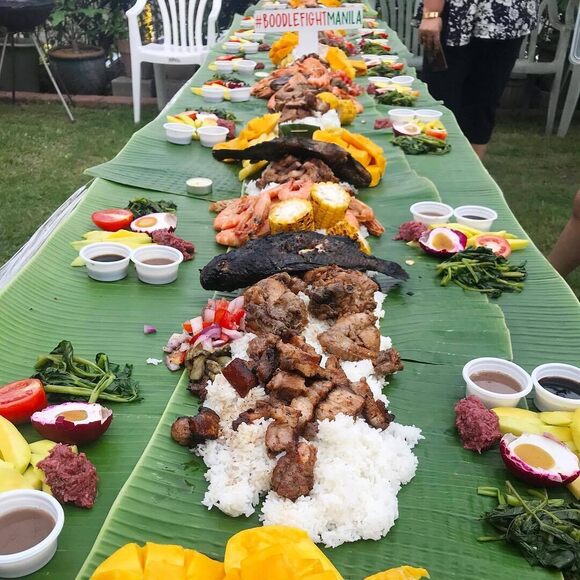 Kamayan Gastro Obscura Kamayan is a traditional family style feast where a communal table is covered in banana leaves and true to filipino tradition, the purpose of our kamayan dinners is to bring the community together. kamayan gastro obscura