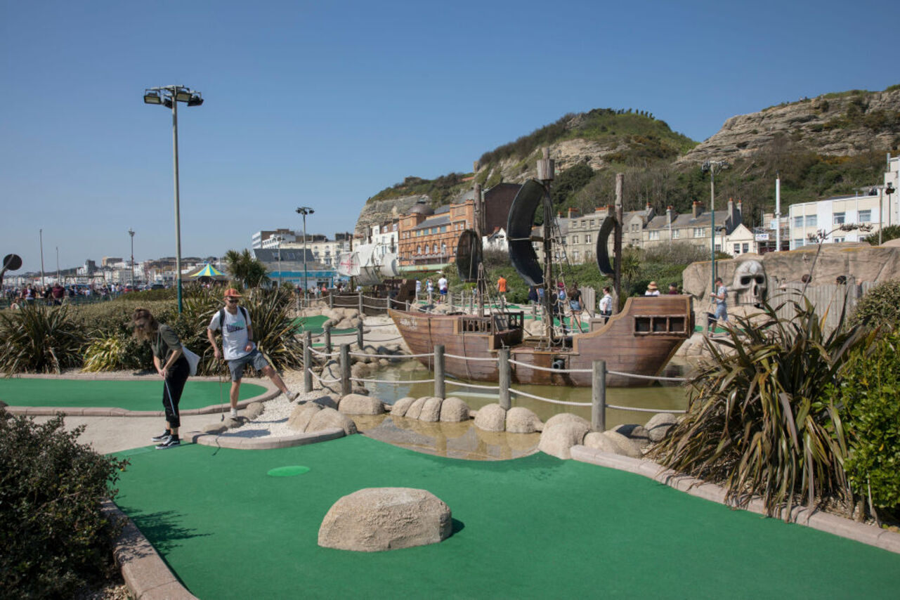 18 Mini Golf Courses You Should Go Out of Your Way to Play: World Tour - Atlas Obscura