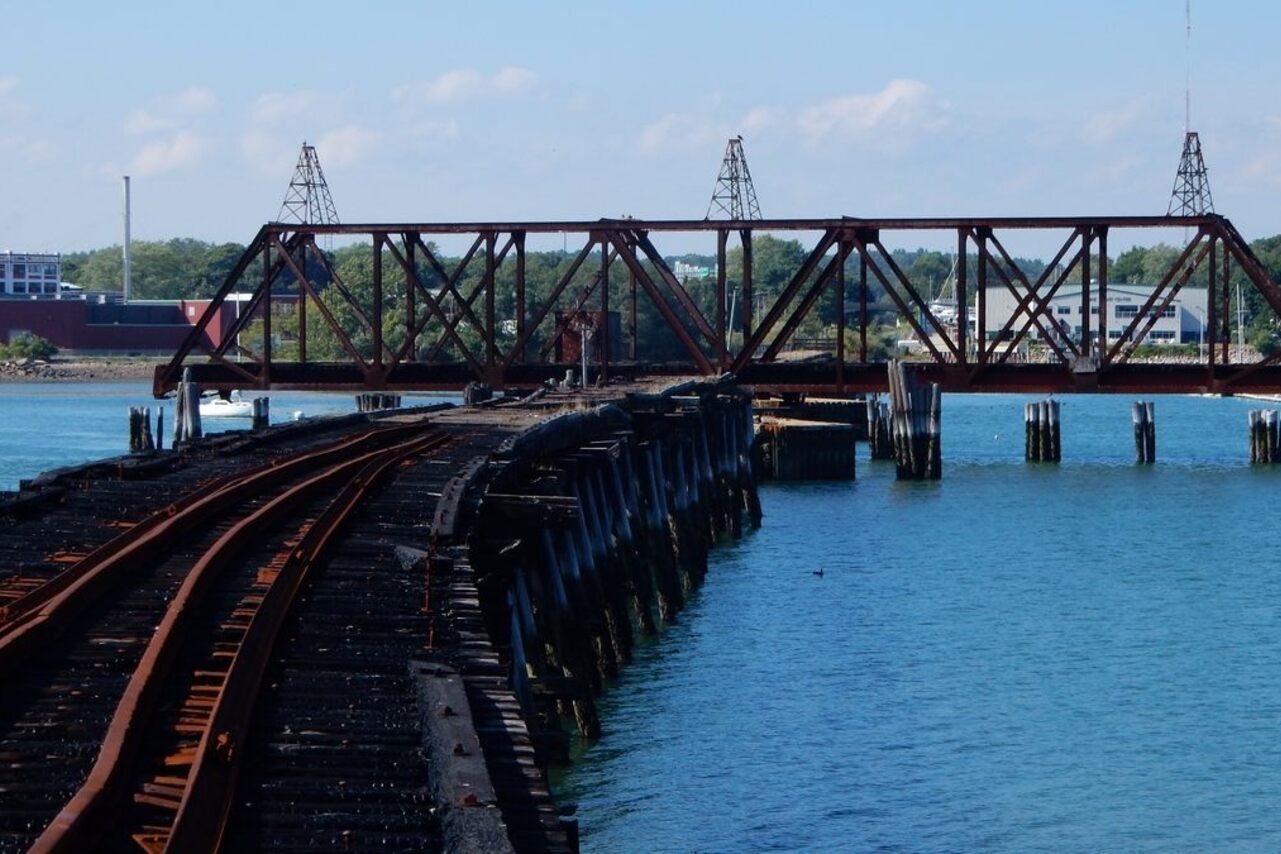 7 Places To Glimpse Maine S Rich Railroad History 50 States Of